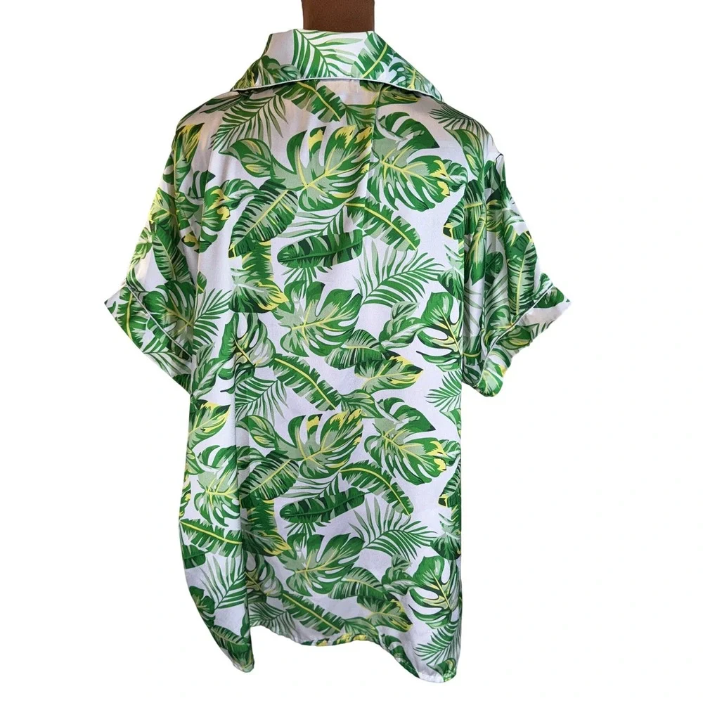 PrettyLittleThing Pajama Top Women Large Tropical Satin Button‎ Up EUC Monstera